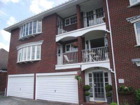 2 Bedroom Flat